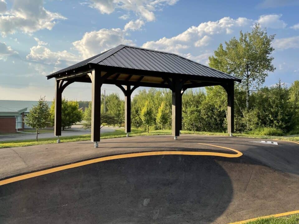 Gazebo Moderne / 12x20 / Toit en tôle / Teinture Noir Onix