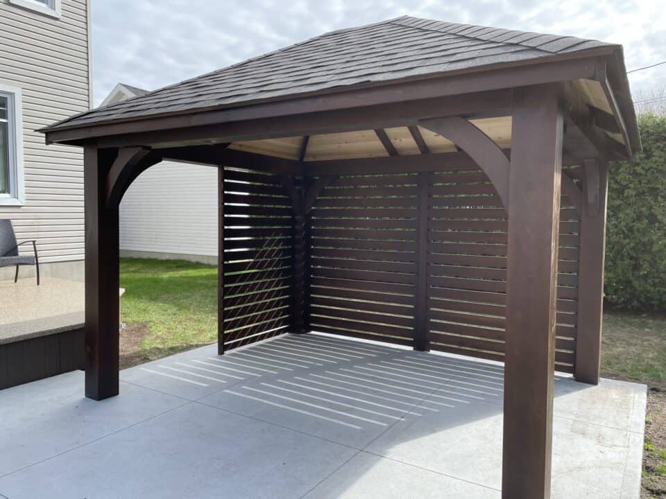 Gazebo Moderne / 10x12 / Mur latté / Teinture Brun Oxford