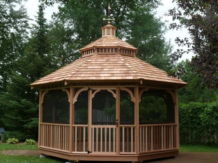 Gazebo Classique / 16 pieds / Cèdre rouge / Toit en bardeaux de cèdre avec campanile et coupole / Sans teinture / Plancher en bois traité