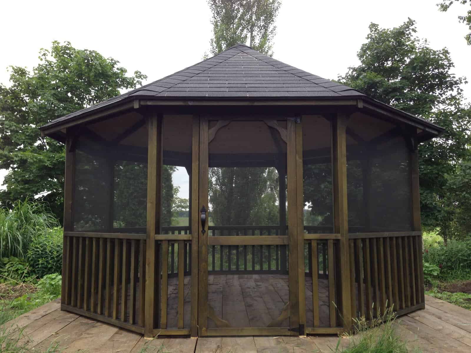 Gazebo de 14 pieds / Barreaux / Teinture Épinette noire